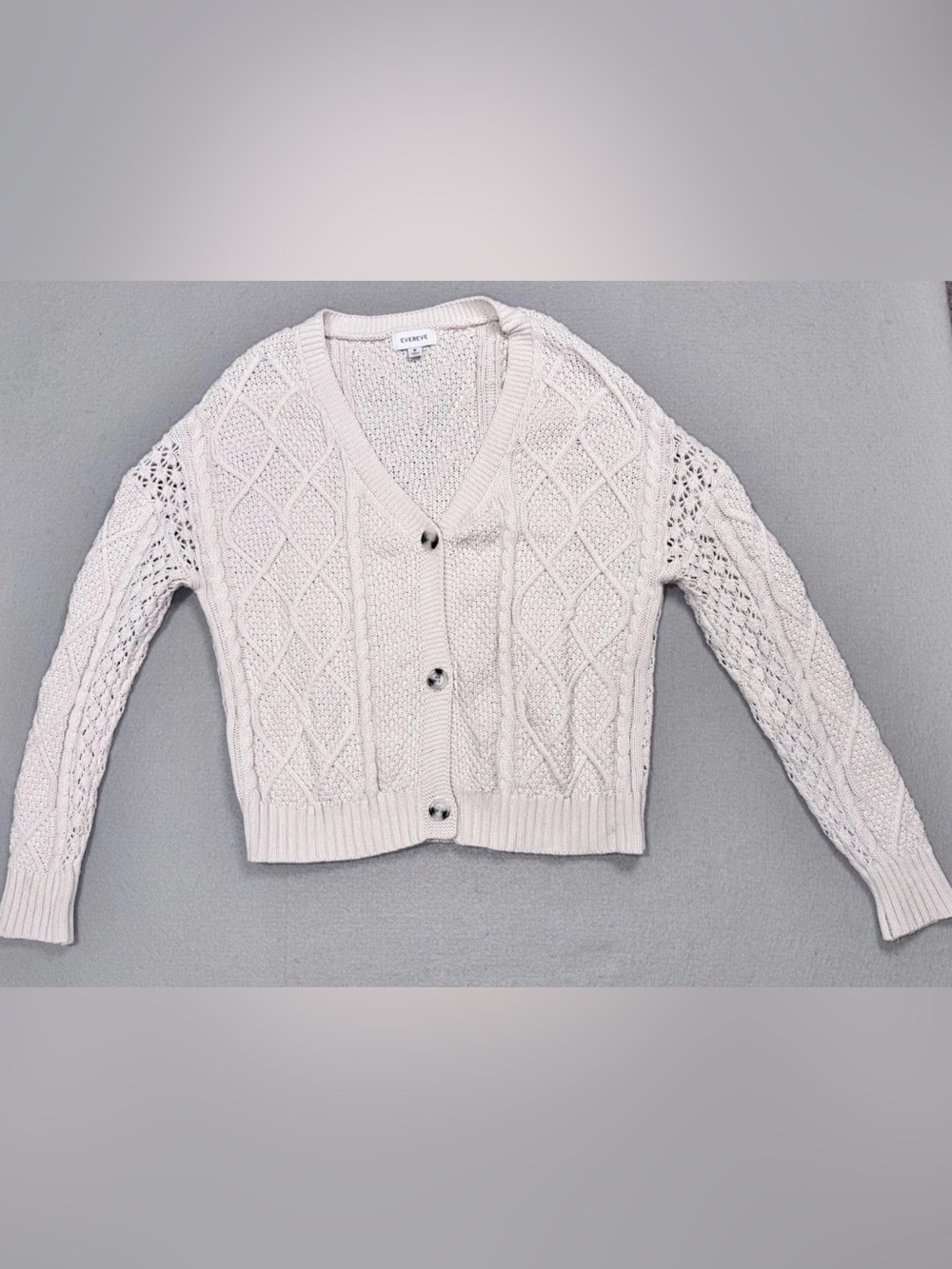 EVEREVE Cable Knit V-Neck Button Front Cardigan Sweater in Ivory Size Medium